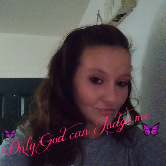 Meet your Posher, Lindsey - Picture 1 of 1